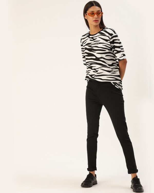 Animal Print Oversized Round-Neck T-Shirt - Image 2