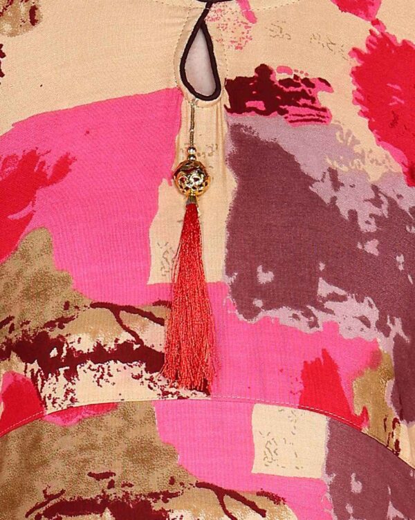 Women Printed Flared Kurta - Image 2