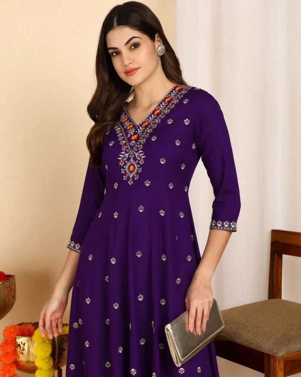 Women Yoke Embroidered Flared Kurta - Image 4