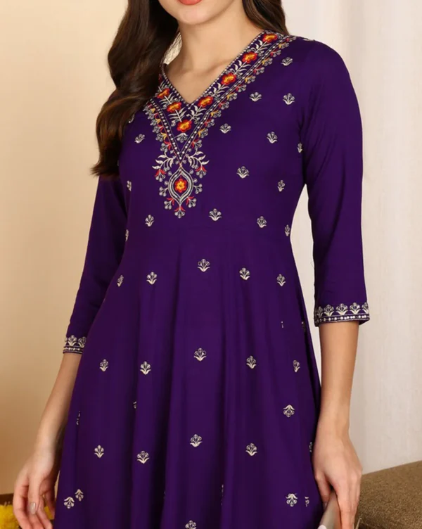 Women Yoke Embroidered Flared Kurta - Image 3