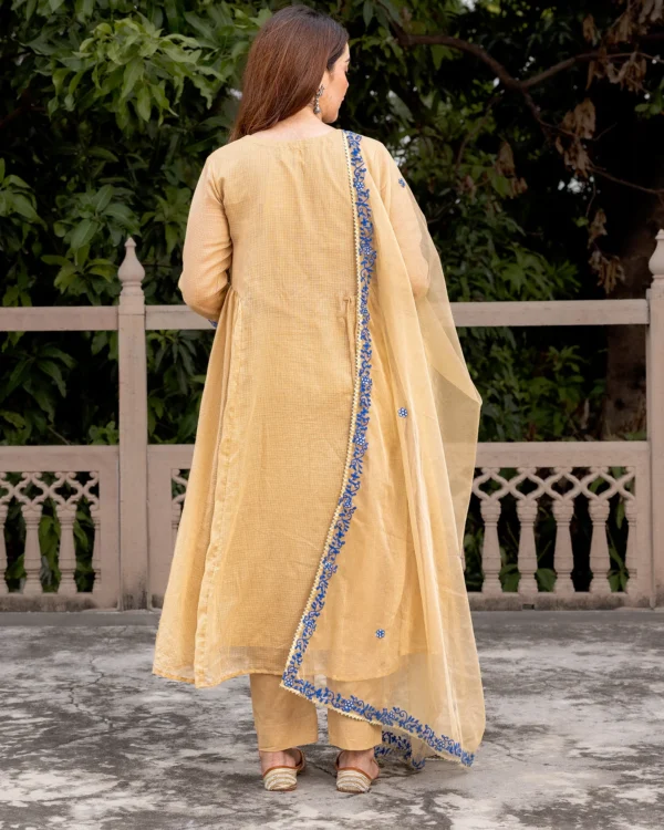 Women Beige Aari Embroidered Suit Set - Image 3