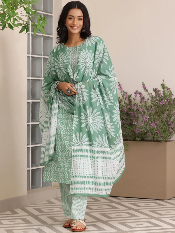 Women Green Printed Cotton Straight Suit With Dupatta