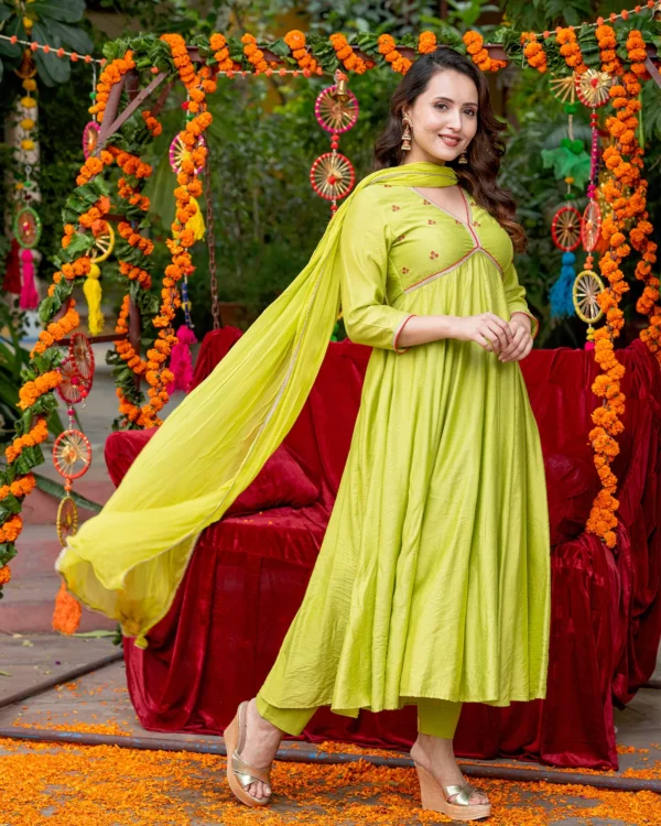 Women Neon Green Embroidered Suit Set - Image 5