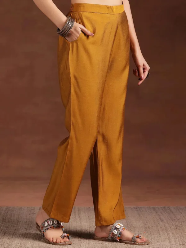 Women Mustard Printed Silk Blend Straight Suit With Dupatta - Image 5